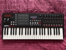 Akai Professional MPK49 USB/MIDI Keyboard Controller