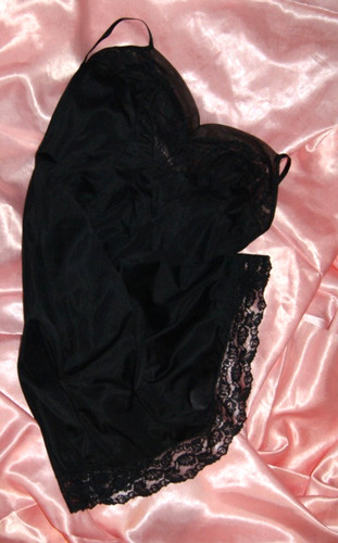 Glanzvolles unterkleid - glanzvolles,