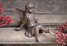 Sitzende Elfe  Gusseisen