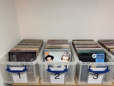 Schallplattensammlung zu