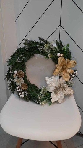 Weihnachtlicher kranz deko - kranz,