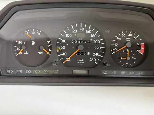 Mercedes w124 tachometer - mercedes,