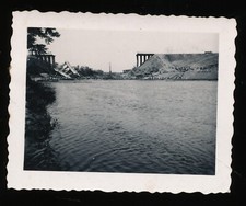 Foto - zerstörte Brücke von