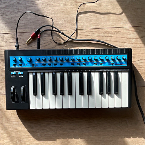 Novation bassstation analog - novation,