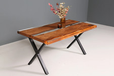 Traumhafter Epoxidharz Tisch