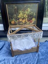 Antikes Himmelbett Puppen Bett