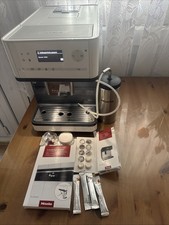 Miele CM 6300 Kaffeevollautomaten mit Original Thermo-Milchbehälter