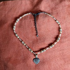 Festliche Perlenkette von