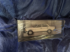 NOREV MERCEDES 200  W 123