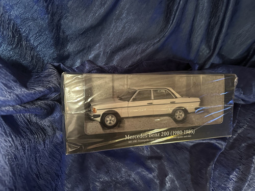 Norev mercedes 200 - mercedes,