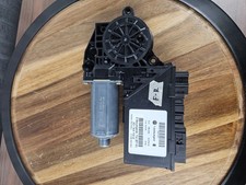 2004-2006 VW PHAETON - Front