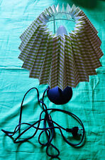 Tischlampe Plissee grün weiß kariert E27