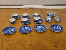 Porzellan Tee Service klein Puppen Kinder