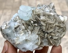 1065 Karat ästhetischer