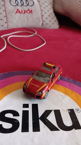 Siku 1415 porsche cayenne - 1415,