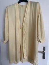 Seidener Morgenmantel gelb 48 (Palmers) Schulterbreite 68 cm, Länge 100cm