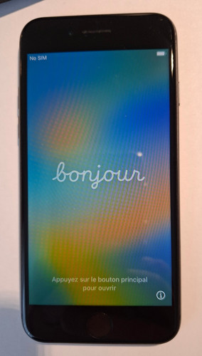 Apple iphone 128gb space - 128gb,