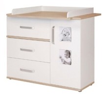Wickelkommode "PIA" & Babybett inkl. Matratze & Kleiderschrank gebraucht in weiß