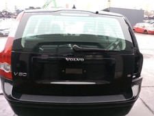 Volvo V 50 orig Heckklappe mit Scheibe Kofferraum Black Stone Bj 2005