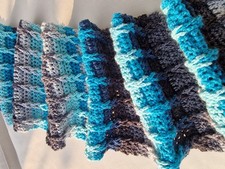 NEU Schal gehäkelt 100%