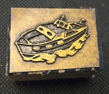 Stempel ➔ MOTORBOOT ➔ Vintage-Klischee ➔ RARITÄT *Metall auf Holz*