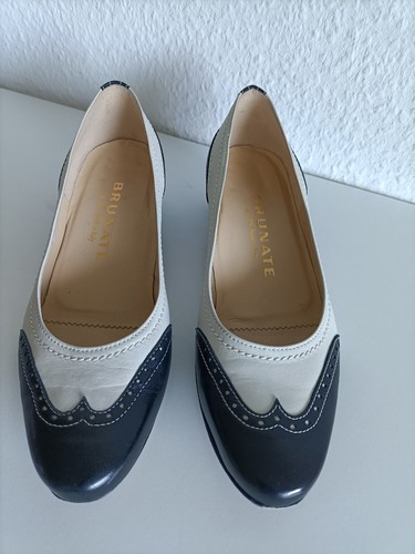 Brunate schwarz weiße - brunate, schwarz-weiße