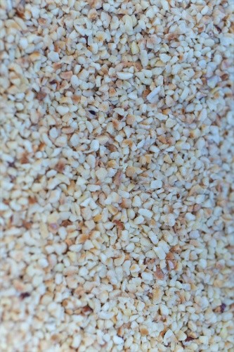 Haselnusskerne 4mm gehackt - haselnusskerne, 2-4mm