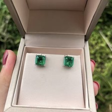 Ohrringe 4 kt Smaragdschliff