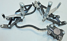 SUZUKI GSXR 750 W GR7BB FUßRASTEN VORNE SCHALTPEDAL BREMSPEDAL BREMSSATTEL RASTE