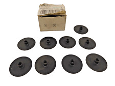 (1667) 8E0864227 Orig. VW AUDI SEAT SKODA 9x Clip Halterung Bodenmatten Teppich