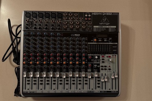 Behringer xenyx qx1222usb - behringer,