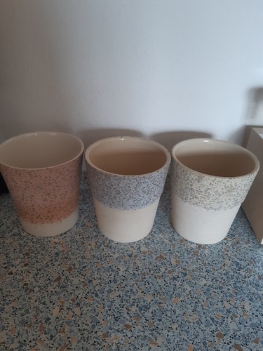 Übertöpfe