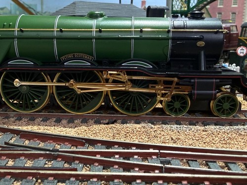 Hornby gold r2146 lner 2 - r2146,