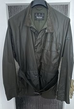 WIE NEU Barbour International Trajan Wachsjacke Jacke Oliv XL