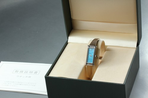 Near mint box gucci - [near, 1500l