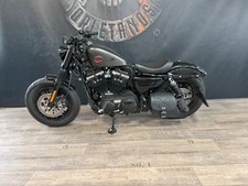 Schwingentasche Sporty Skull