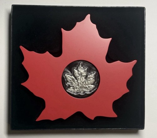 2015 canada red maple leaf - 2015,