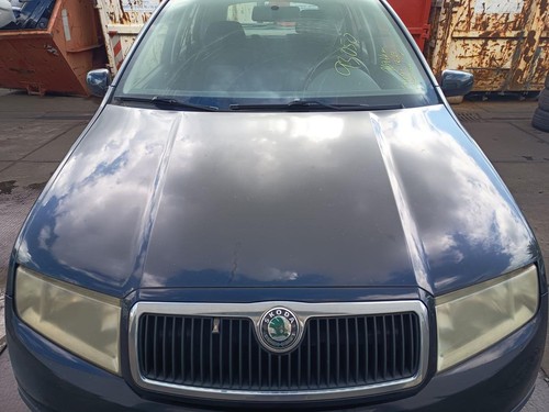 Skoda fabia motorhaube - skoda, 6y