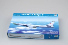 Tu-16k-10 Badger C / 1:144 -