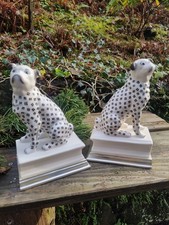 Porzellan Figuren 2 Möpse Hunde Buchstaben Neu In Schwarz Weiss