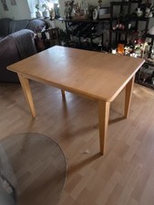 Eckiger Esstisch 120 X 80