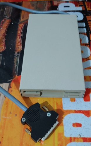 Commodore amiga externes - commodore,