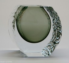 ALTE BLOCK GLASVASE - GRAU