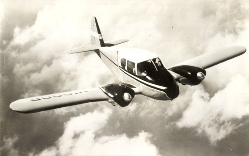Amerikanisches flugzeug - amerikanisches,
