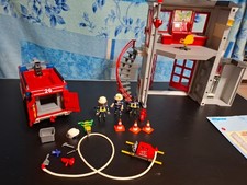 Playmobil 5027 Feuerwehr Hauptquartier mit Löschfahrzeug Feuerwehrauto Station