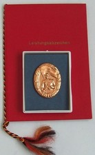 NVA Leistungsabzeichen im Etui