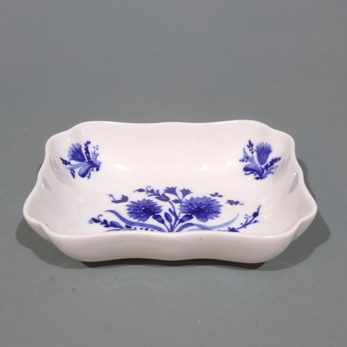 Royal crown derby - royal,