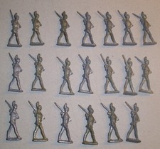 20 Metallfiguren