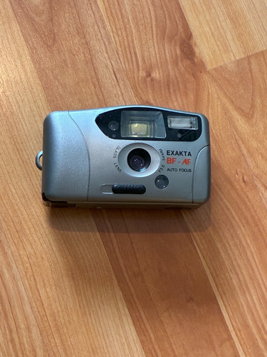 Exakta analoge kamera - exakta,