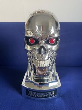 Terminator Arnold T2 T800 Endoskelett Kopf LED Augen / Sounds + Filme 1 - 3 Top